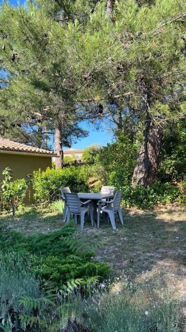 Holiday home En Drome Provencale Mazet De Charme Avec Piscine Mirabel-aux-Baronnies